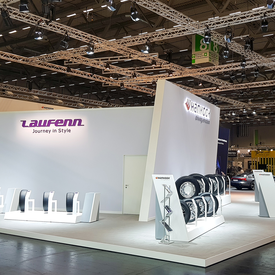 Hankook Tire Cologne Messestand von Samsung auf der MWC Messe 2019 in Barcelona - Tünnissen Interiors, Messen, Events und Ausstellungen NRW Deutschland Europe