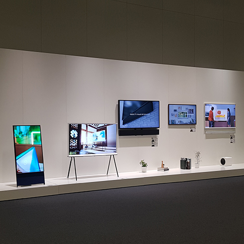 Messestand von Samsung auf der MWC Messe 2019 in Barcelona - Tünnissen Interiors, Messen, Events und Ausstellungen NRW Deutschland Europe